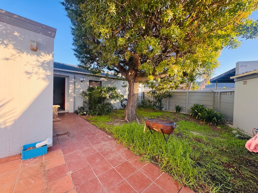 To Let 2 Bedroom Property for Rent in Goedehoop Western Cape